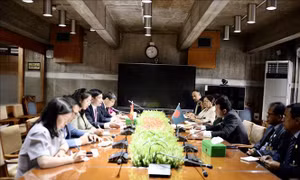 Tổng Thư ký Quốc hội Bùi Văn Cường làm việc với Tổng Thư ký Quốc hội Bangladesh