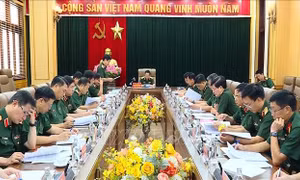 Xây dựng chính sách thu hút nhân tài trong quân đội