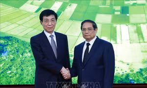 Thủ tướng Phạm Minh Chính tiếp Chủ tịch Chính hiệp Trung Quốc Vương Hộ Ninh