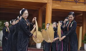 Văn hóa đồng bào Thái ở Điện Biên: Mạch nguồn chảy mãi 