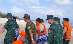Quảng Trị: Tìm thấy thi thể học sinh đuối nước khi tắm biển