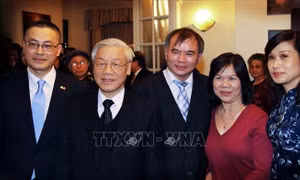 Kỷ niệm không thể nào quên về Tổng Bí thư Nguyễn Phú Trọng trong lòng người nghệ sĩ Việt tại Anh