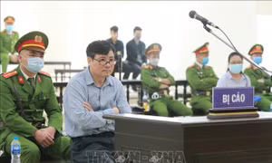 Bị cáo Trương Duy Nhất bị tuyên phạt 10 năm tù vì lợi dụng chức vụ, quyền hạn