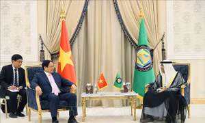 Thủ tướng Phạm Minh Chính thăm và làm việc tại Trụ sở Hội đồng Hợp tác vùng Vịnh