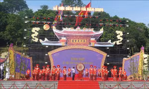 Lễ hội đền Bảo Hà thu hút hàng ngàn du khách tham dự