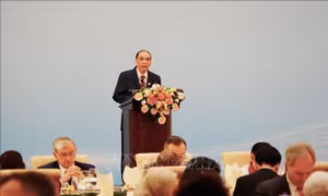 Nguyên Tổng Bí thư Nông Đức Mạnh dự Lễ kỷ niệm 70 năm đề ra 'Năm nguyên tắc chung sống hòa bình'