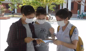 Kỳ thi tốt nghiệp THPT 2020 đợt 2: Đề Văn 'dễ thở', đề Toán vừa sức, có độ phân hóa