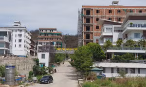 Cưỡng chế các công trình vi phạm trật tự xây dựng ở Nha Trang
