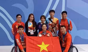 ASEAN Para Games 13: Đoàn Việt Nam thay đổi người cầm cờ vào phút chót