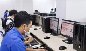 Đẩy mạnh tìm hiểu chủ nghĩa Mác - Lênin, tư tưởng Hồ Chí Minh trong thanh niên