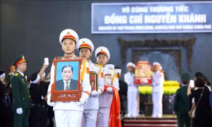 Tổ chức trọng thể Lễ tang nguyên Phó Thủ tướng Nguyễn Khánh 