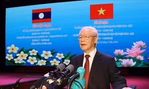 Việt Nam và Lào không chỉ là hai nước láng giềng, mà là 'hai nước anh em, đồng chí'