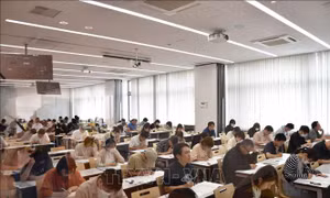 Gần 1.000 lượt thí sinh tham dự Kỳ thi năng lực tiếng Việt tại Nhật Bản