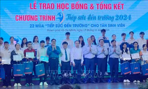 Lan tỏa năng lượng tích cực vượt khó để theo đuổi tri thức