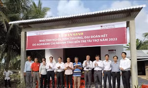 Bàn giao 60 căn nhà tình nghĩa, tình thương, đại đoàn kết tại Bến Tre