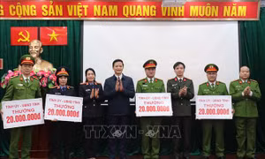 Bắc Ninh: Khen thưởng đột xuất lực lượng khám phá nhanh vụ giết người trong đêm
