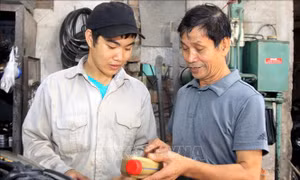 Thương binh nặng Vũ Văn Tinh vươn lên làm giàu từ 'hai bàn tay trắng'