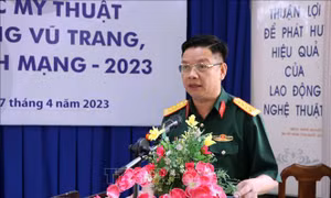 Sáng tác mỹ thuật về lực lượng vũ trang và chiến tranh cách mạng