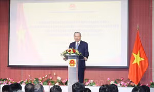 Tổng Bí thư, Chủ tịch nước Tô Lâm gặp gỡ cộng đồng người Việt Nam tại Pháp