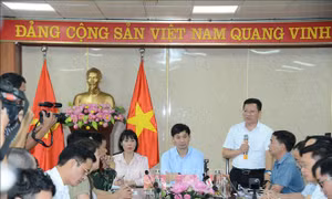 Họp báo thông tin vụ lật tàu Vịnh Hạ Long: Tranh thủ giờ vàng tìm kiếm nạn nhân trước khi bão số 3 đổ bộ