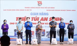 Triển khai gian hàng 'Triệu túi an sinh' trên địa bàn Thủ đô