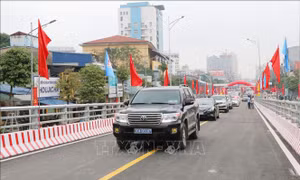 Thông xe kỹ thuật cầu vượt đường sắt Hà Nội - Thái Nguyên