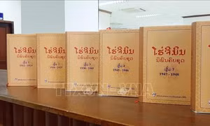 Lào đưa tác phẩm 'Hồ Chí Minh toàn tập' vào giảng dạy