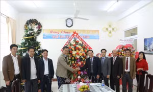 Đồng bào có đạo đồng hành, xây dựng tỉnh Đắk Lắk giàu đẹp, văn minh