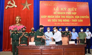 Quân khu 9 hỗ trợ Bạc Liêu thu hoạch, tiêu thụ nông, thủy sản