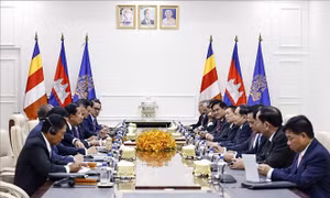 Chủ tịch Quốc hội Trần Thanh Mẫn hội kiến Chủ tịch Đảng Nhân dân Campuchia, Chủ tịch Thượng viện Campuchia Samdech Techo Hun Sen