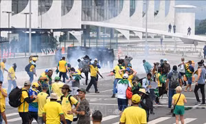Tổng thống Brazil: Sẽ điều tra đối tượng liên quan vụ xâm nhập Dinh tổng thống 