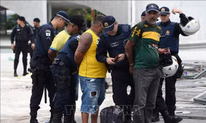 Tòa án Tối cao Brazil đình chỉ chức vụ của người đứng đầu chính quyền thủ đô 