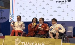 ASEAN Para Games 13: Đặng Thị Linh Phượng góp thêm HCV cho cử tạ Việt Nam