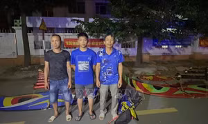 Khẩn trương xử lý vụ thả diều gần sân bay Tân Sơn Nhất