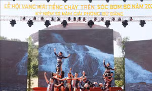 Lễ hội Vang mãi tiếng chày trên sóc Bom Bo