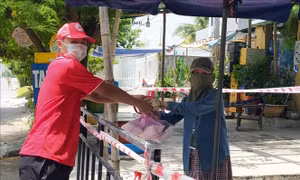 Đà Nẵng hỗ trợ lương thực và nhu yếu phẩm cho trên 50.000 hộ dân gặp khó khăn