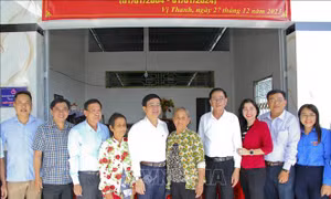 Hậu Giang: Bàn giao hơn 1.100 căn nhà Đại đoàn kết