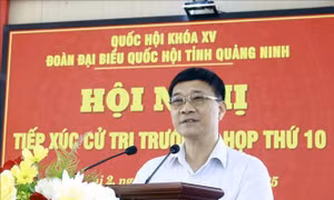 Phó Chủ tịch Quốc hội Vũ Hồng Thanh tiếp xúc cử tri Quảng Ninh