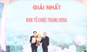 Nét đẹp văn hóa công sở tạo nên hình ảnh kiểu mẫu của công chức, viên chức