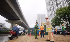 Hà Nội rào chắn loạt tuyến phố, phân luồng giao thông để thi công chống ngập
