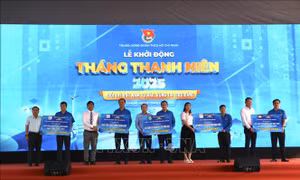 Phó Thủ tướng Lê Thành Long dự khởi động Tháng Thanh niên tại Long An