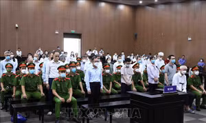 Xét xử cựu lãnh đạo Bình Dương: Bước tiến trong cải cách tư pháp