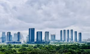 Thị trường BĐS TP Hồ Chí Minh - Bài 1: Vướng mắc pháp lý, nguồn cung hụt hơi