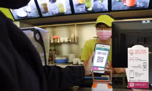 Ví điện tử 'bùng nổ' mạnh mẽ nhờ dịch COVID-19