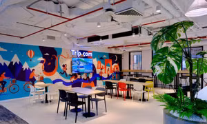 Trip.com Group mở rộng chính sách hỗ trợ gia đình
