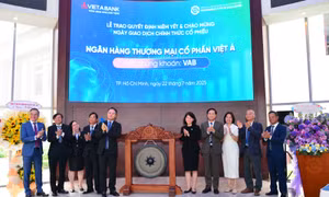 Gần 540 triệu cổ phiếu Ngân hàng Việt Á chính thức lên sàn HOSE