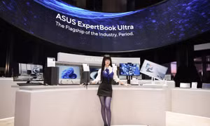 ASUS ra mắt ExpertBook Ultra, giá cao nhất 100 triệu đồng