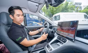 Grab và Tasco Auto thúc đẩy chuyển đổi xanh cho tài xế