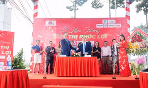 Siêu thị phúc lợi ‘mua trước trả sau’ cho công nhân