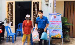 TP Hồ Chí Minh hỗ trợ 236 tỷ đồng cho 78.500 công nhân, giáo viên thất nghiệp do ảnh hưởng dịch 